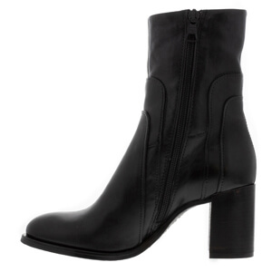 Carl Scarpa Noemi Black Leather Ankle Boots